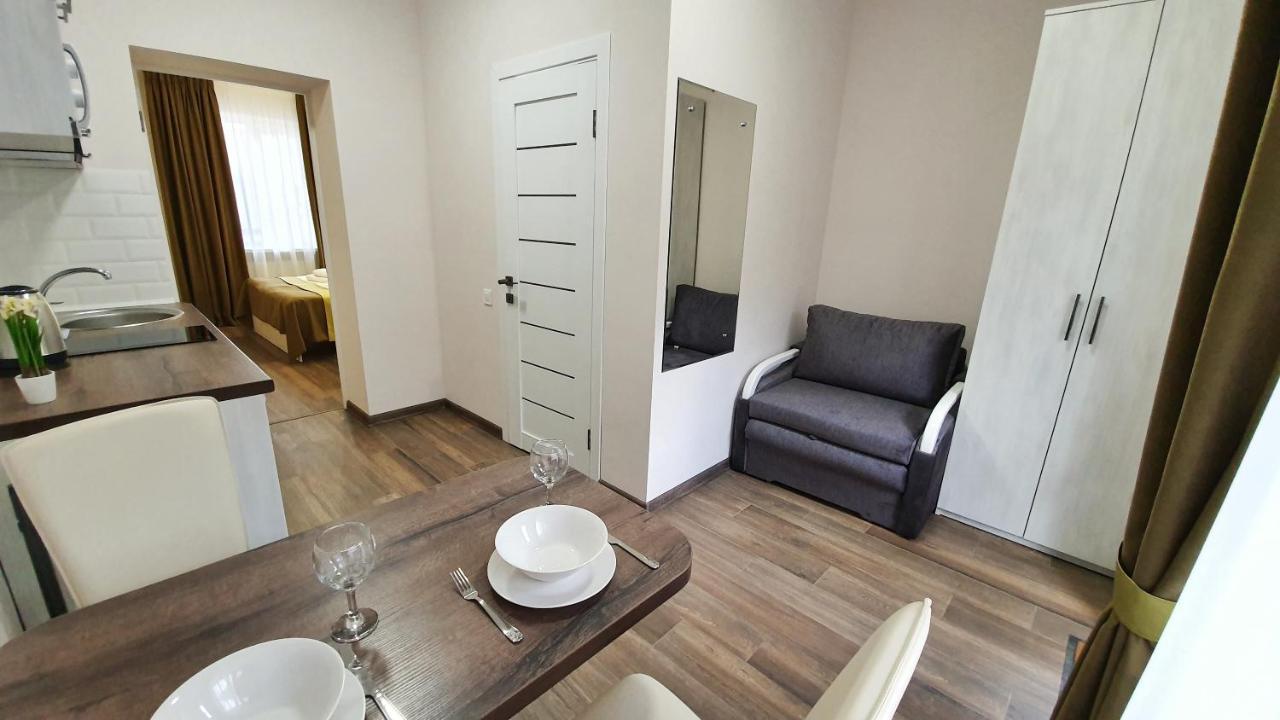 Demar Apart Fresh Lviv Bagian luar foto