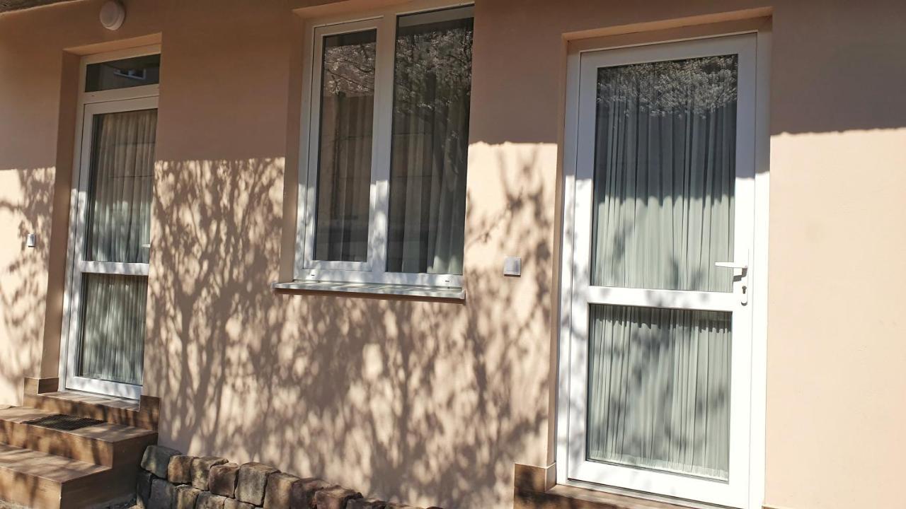 Demar Apart Fresh Lviv Bagian luar foto